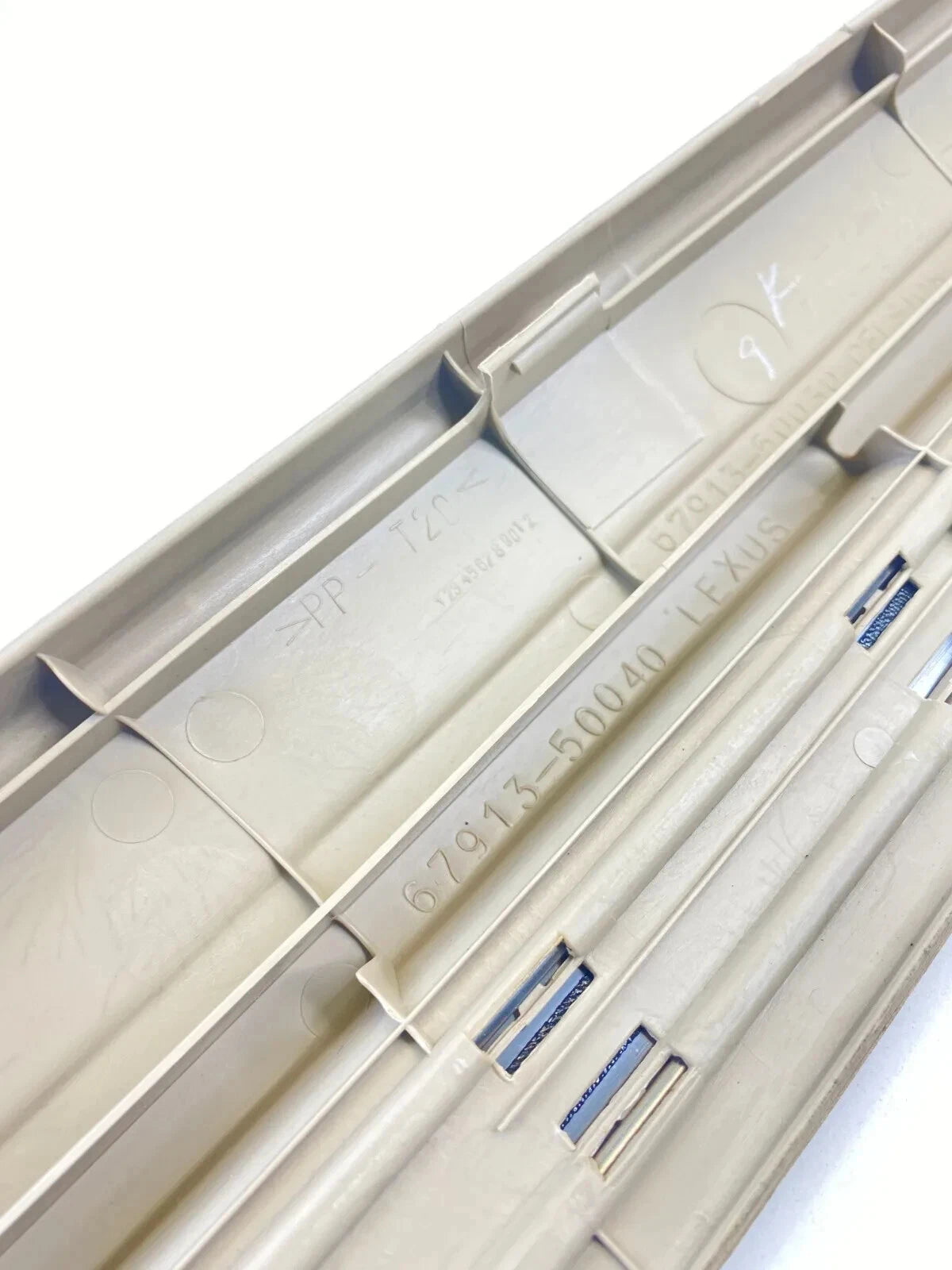 1997-2000 LEXUS LS400 FRONT RIGHT DOOR SCUFF SILL PLATE TRIM MOLDING 67913-50040