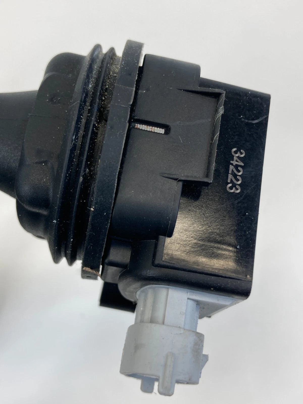 04-11 VOLVO S40 05-11 V50 2.4L 2.5L ENGINE IGNITION COIL IGNITER SET OF 5 OEM