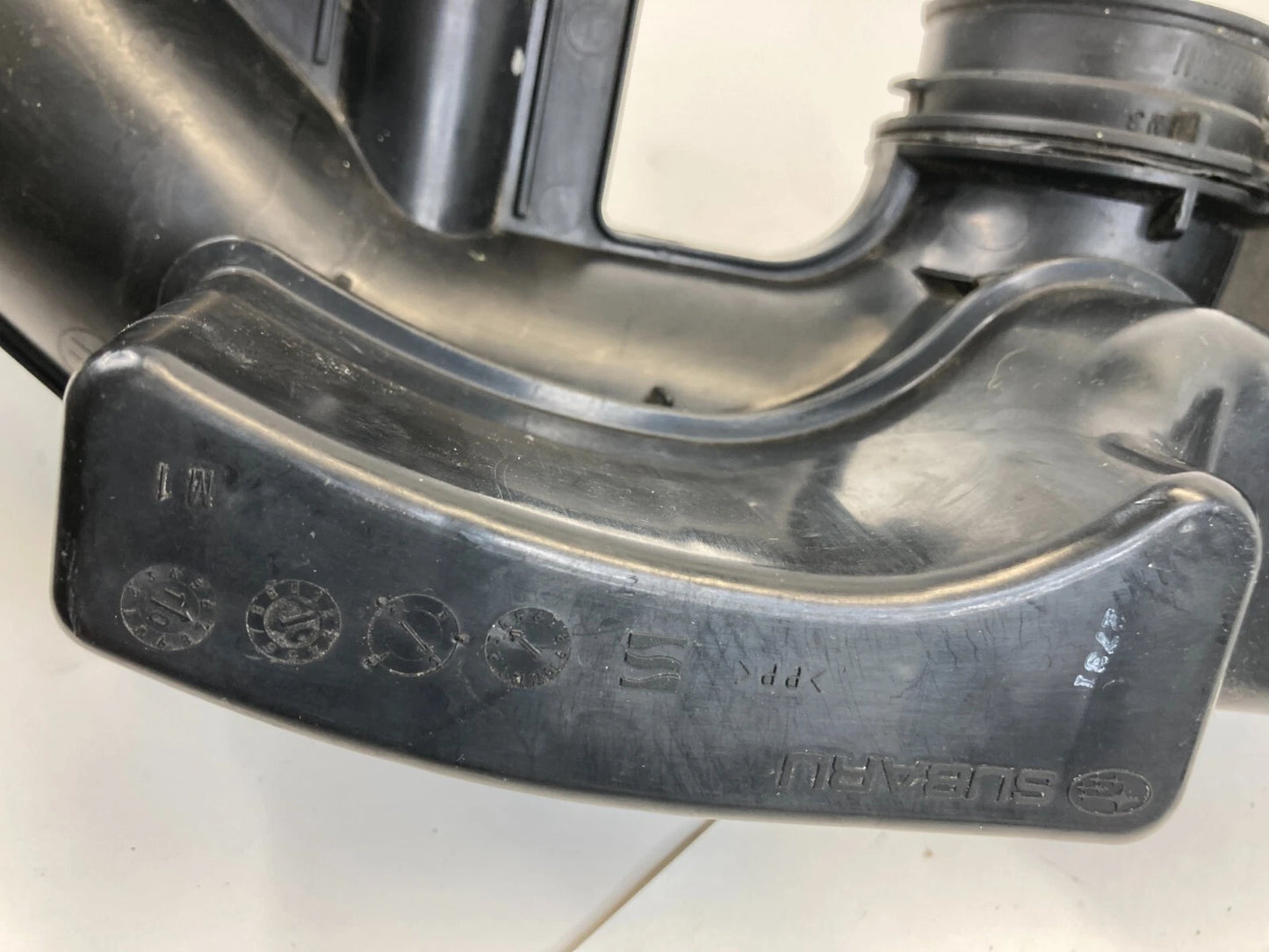 2017-2023 SUBARU IMPREZA AIR INTAKE CLEANER HOSE RESONATOR ASSEMBLY FRONT OEM