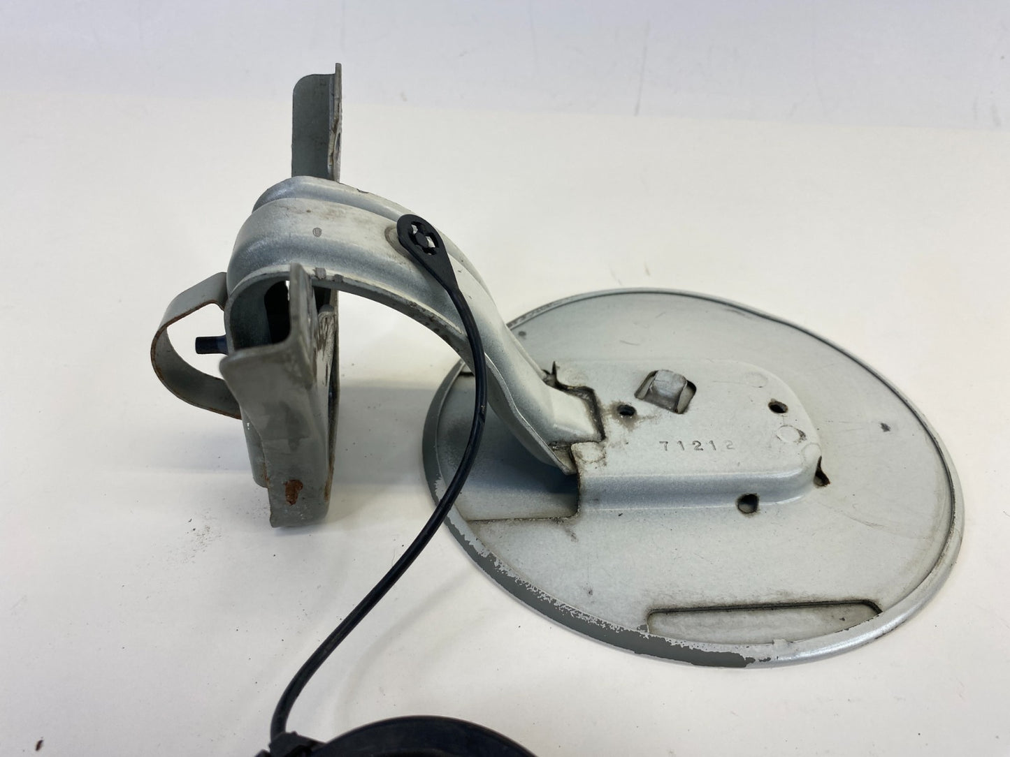 2004-2009 Cadillac SRX Fuel Tank Fill Door Gas Cover W/ Cap OEM