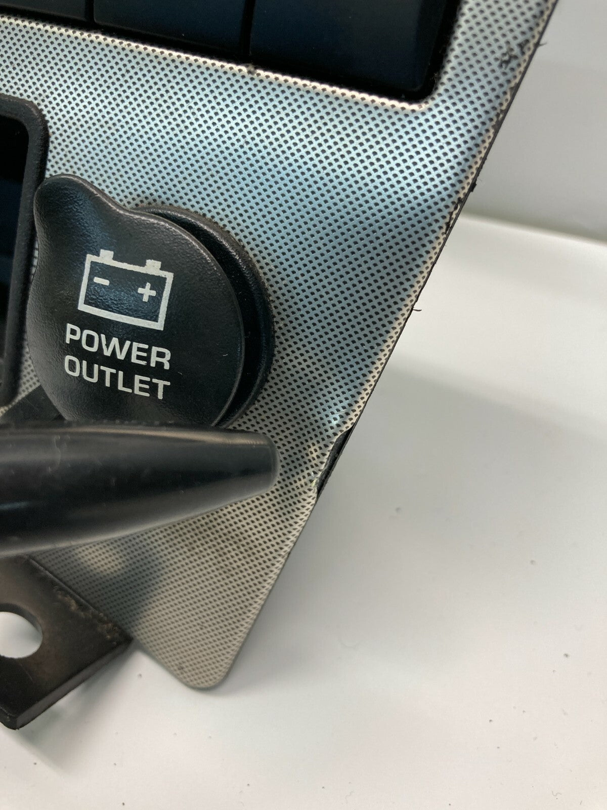 05 06 07 Jeep Grand Cherokee Climate Control Dash Bezel Trim Panel 56050153AF