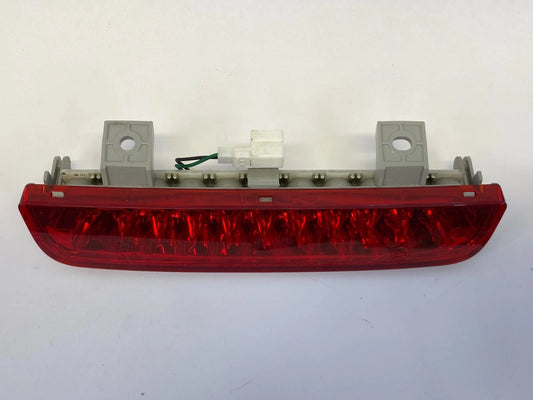 2010-2013 KIA SOUL WAGON HIGH MOUNTED THIRD 3RD BRAKE LIGHT LAMP 92701-2K0 OEM