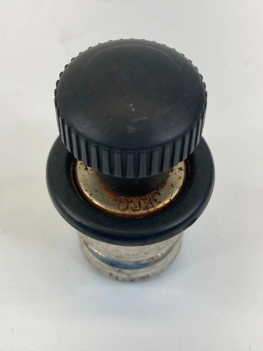1996-2000 HYUNDAI ELANTRA CIGARETTE LIGHTER POWER OUTLET SOCKET ASSEMBLY OEM