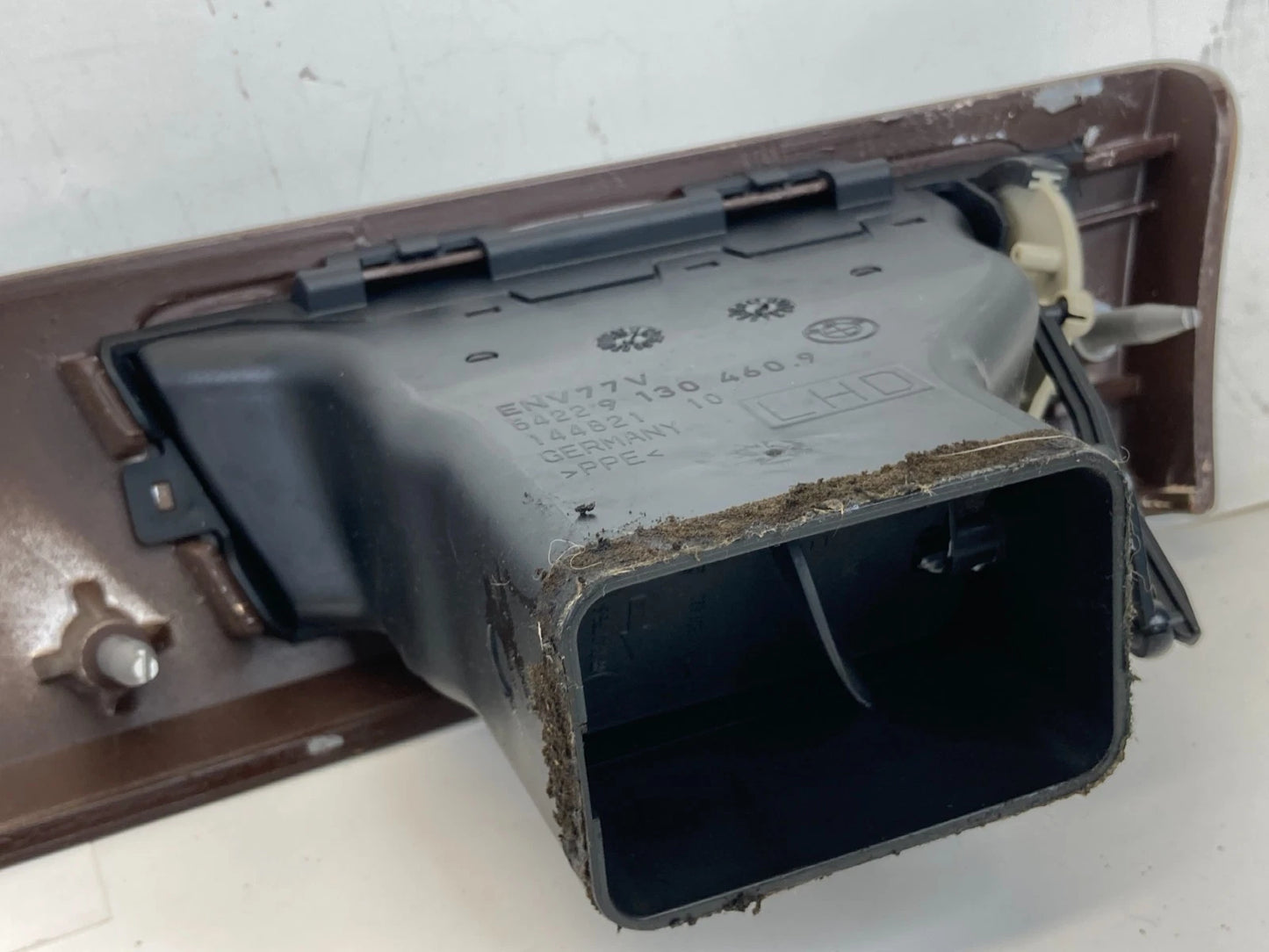 2007 2008 BMW 328XI FRONT DASHBOARD TRIM MOLDING BEZEL W/ AIR VENT 52850610 OEM