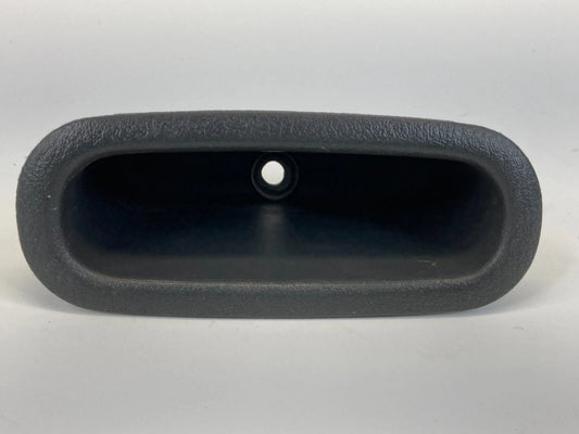 1997-2004 MITSUBISHI MONTERO SPORT REAR RIGHT DOOR PULL HANDLE POCKET MR817150