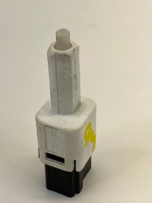 13-19 NISSAN SENTRA FRONT BRAKE LIGHT STOP LAMP PEDAL SWITCH ASSY OEM F85CS23-U2