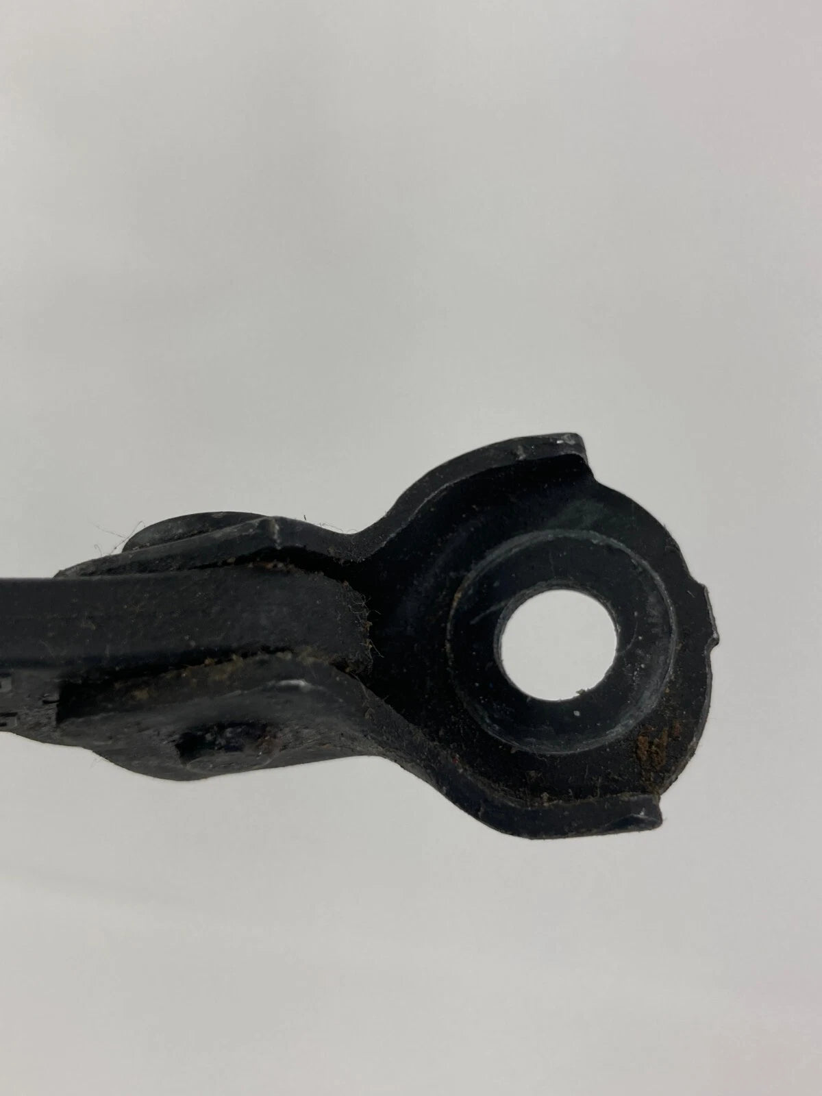 2010-2019 LINCOLN MKT REAR LEFT BACK SIDE DOOR CHECK STOP STOPPER STRAP ARM RR L