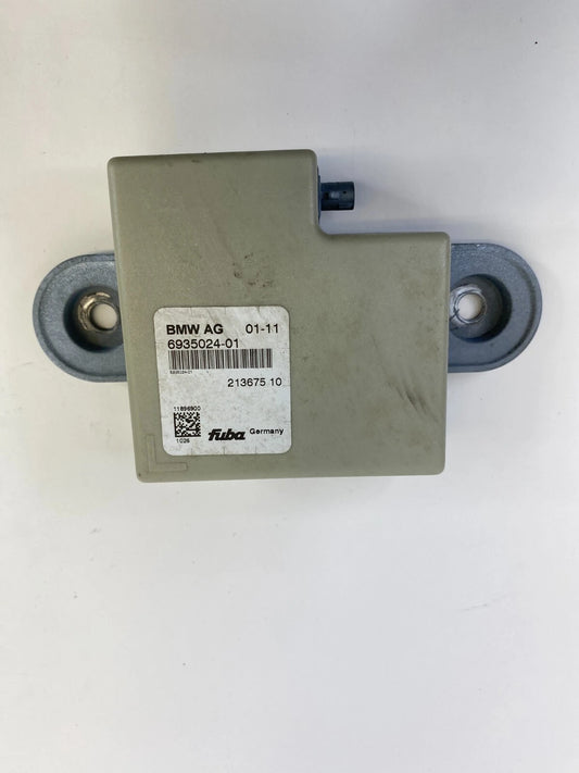 2007-2011 BMW X3 ANTENNA RADIO AMPLIFIER CONTROL MODULE UNIT 6935024-01 OEM