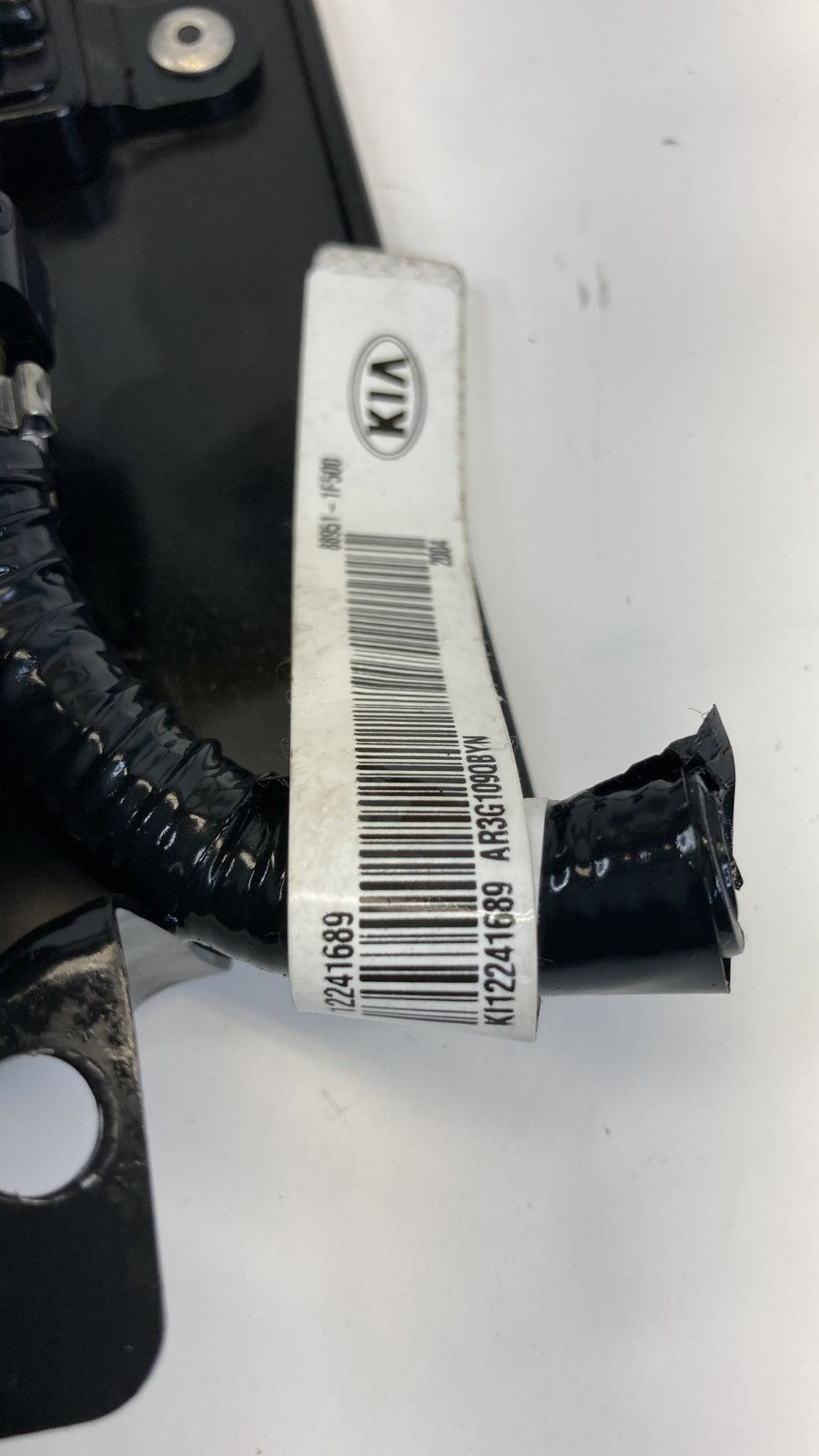 2007 Kia Sportage Front Right Passenger Seat Occupant Sensor Module 88950-1F500