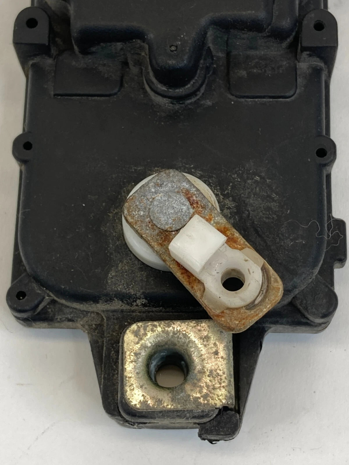 1996 97 98 99 2000 HYUNDAI ELANTRA FRONT RIGHT DOOR LOCK ACTUATOR ASSEMBLY OEM