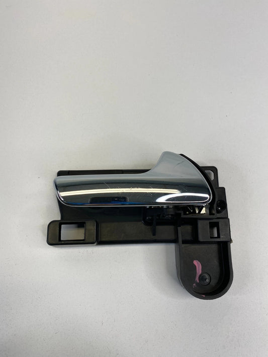 2011-2020 DODGE JOURNEY REAR RIGHT SIDE INTERIOR DOOR HANDLE 937072 OEM