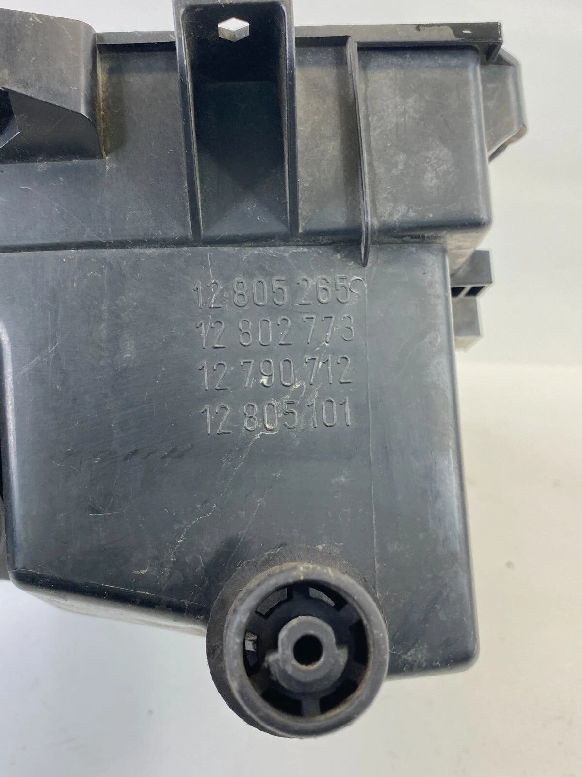 2003-2011 SAAB 9-3 2.0L AIR CLEANER INTAKE FILTER BOX LOWER HOUSING OEM 12805265