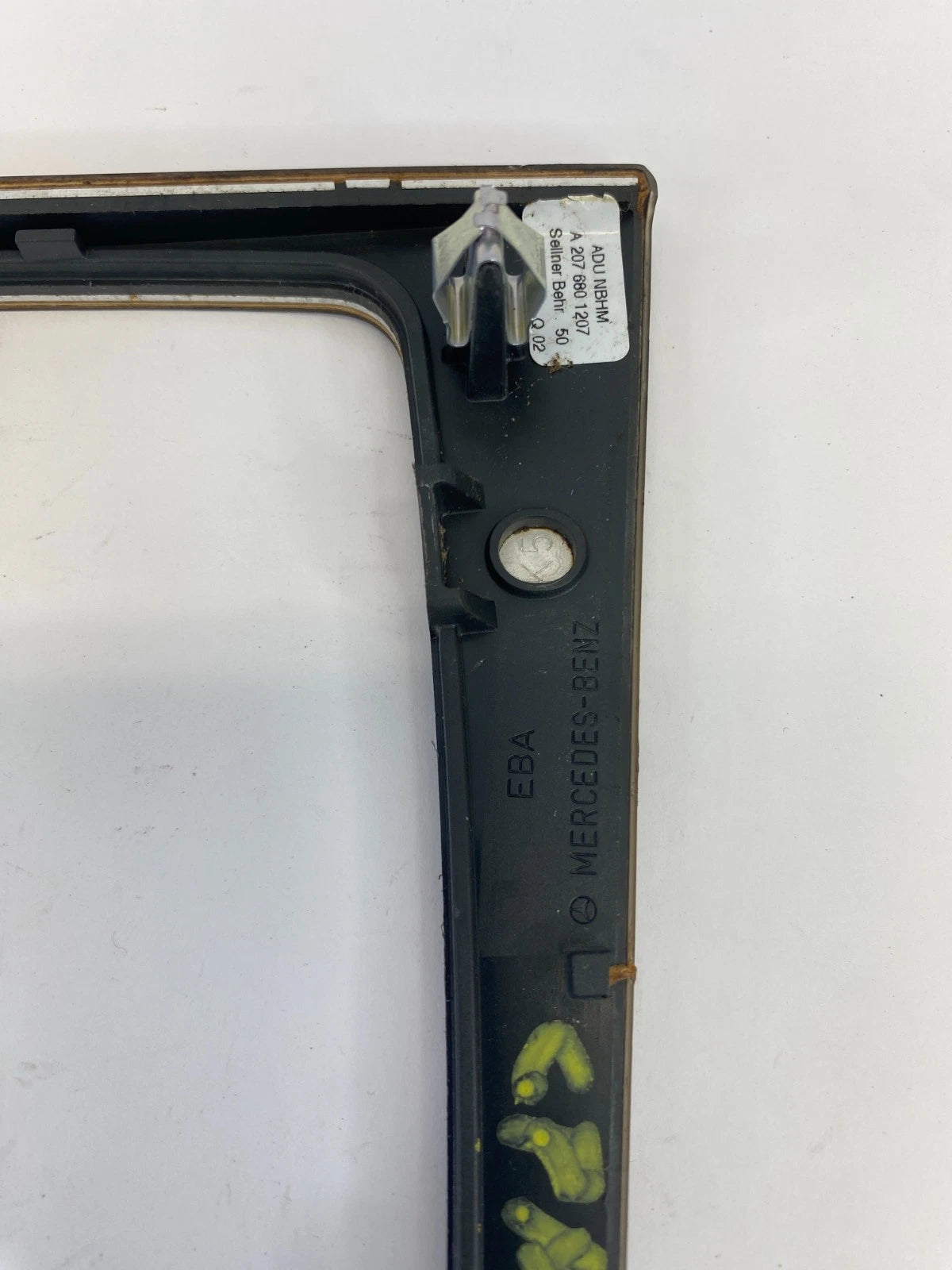 10-15 MERCEDES-BENZ GLK350 CENTER CONSOLE SHIFTER BEZEL COVER TRIM A2076801207