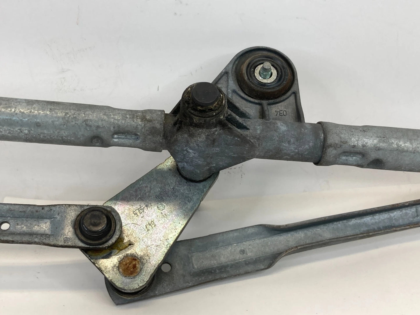 11-14 CHRYSLER 200 SEDAN FRONT WINDSHIELD WIPER MOTOR W/ LINKAGE 68044087AA OEM