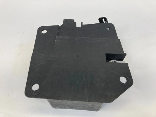 2014 2015 CHEVROLET MALIBU FUSE BLOCK SUPPORT BRACKET FRONT OEM FACTORY 23445180
