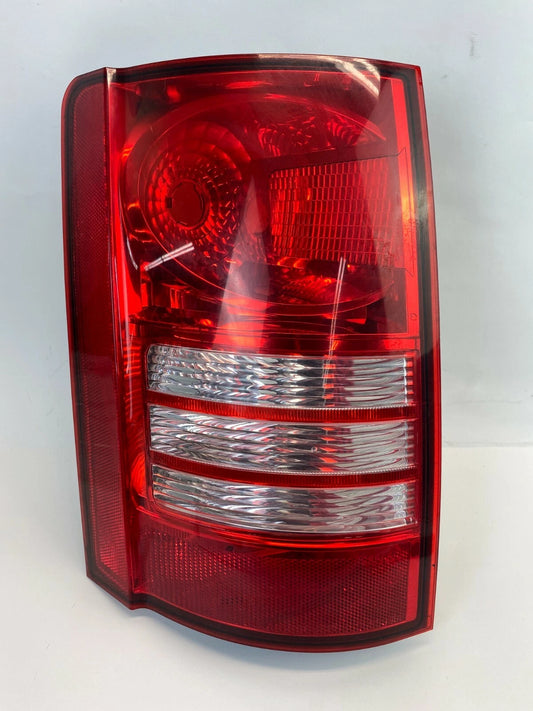 2008-2010 CHRSYLER TOWN & COUNTRY REAR LEFT TAIL LIGHT LAMP 05113201AB OEM