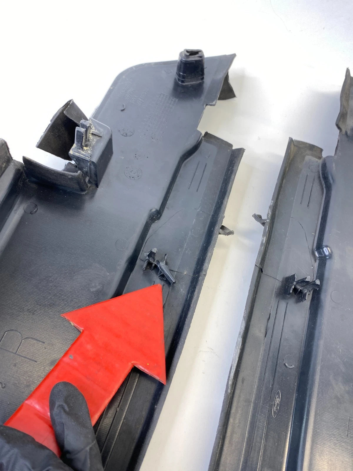 2011-2019 FORD EXPLORER FRONT LEFT & RIGHT FENDER UPPER LEDGE TRIM LEDGE COVER