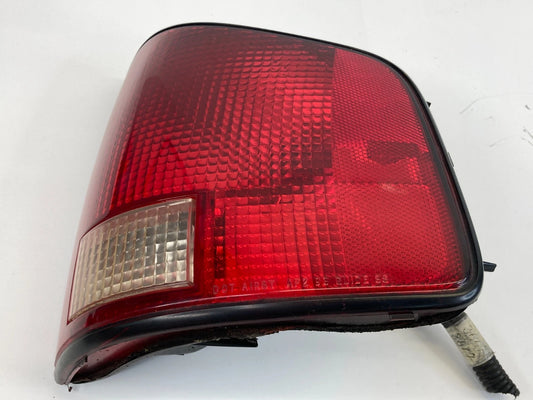 1994-2002 Chevrolet S10 Rear Right Passenger Side Tail Light Taillight Lamp OEM