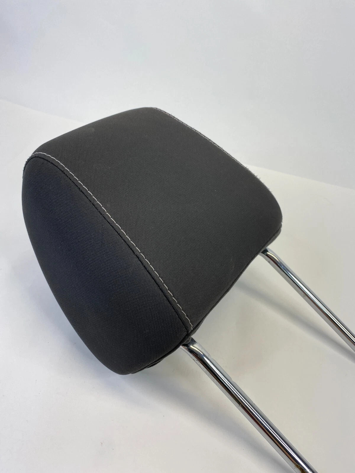 2013 2014 2015 FORD ESCAPE FRONT LEFT DRIVER SEAT HEADREST HEAD REST OEM