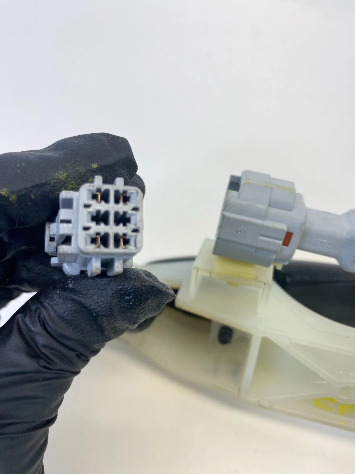 2014 2015 KIA OPTIMA SEDAN FRONT LEFT DRIVER SIDE EXTERIOR DOOR HANDLE ASSY OEM