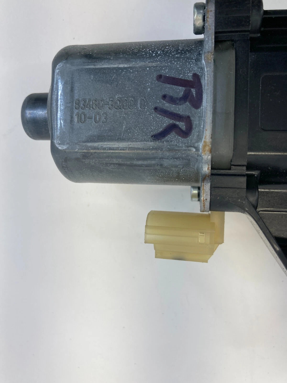 2011-2014 HYUNDAI SONATA SEDAN REAR RIGHT SIDE DOOR WINDOW MOTOR 83460-3Q000 OEM