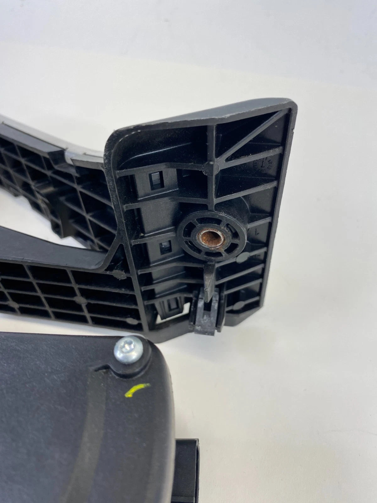 2012 2013 2014 2015 KIA OPTIMA ACCELERATOR GAS PEDAL TRAVEL SENSOR 32700-3Q110