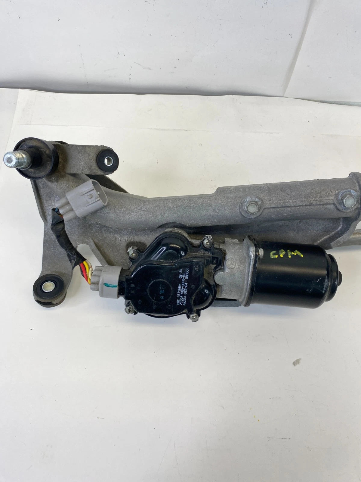 2007-2011 HONDA CR-V FRONT WIPER MOTOR & LINKAGE TRANSMISSION OEM 76505-SWA-A02