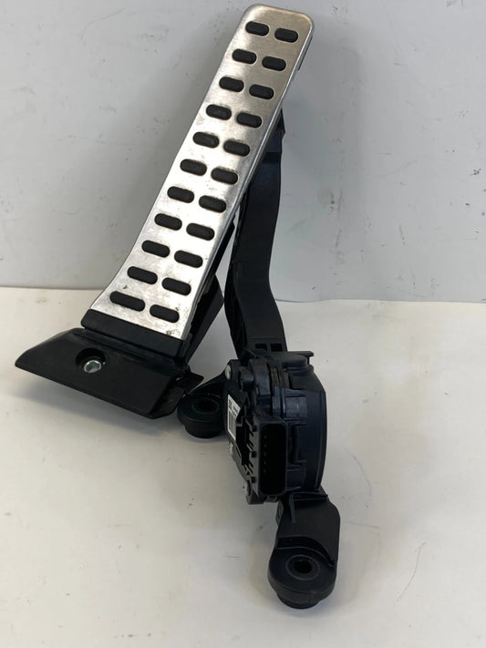 2013-2017 HYUNDAI ELANTRA GT ACCELERATOR GAS PEDAL ASSEMBLY SENSOR 327003XXX OEM