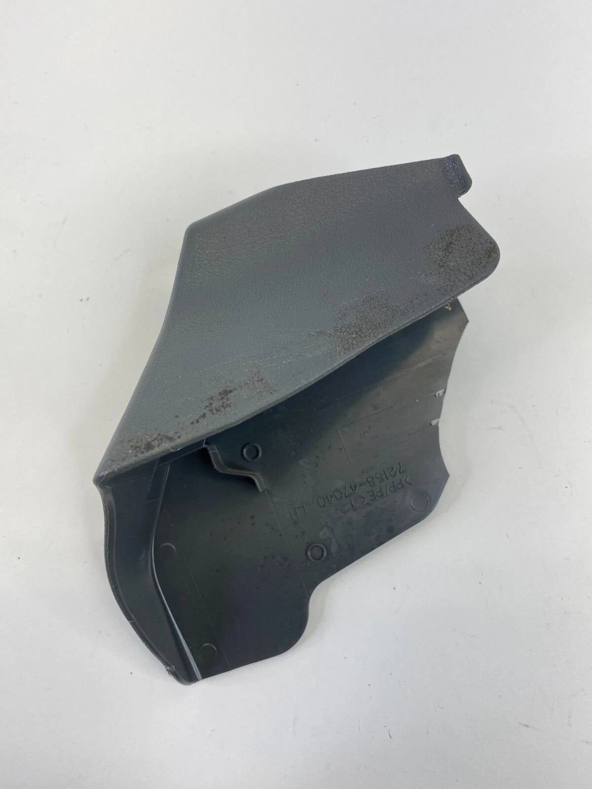 2010-2015 TOYOTA PRIUS FRONT RIGHT SEAT TRACK RAIL END COVER CAP TRIM 7215847040