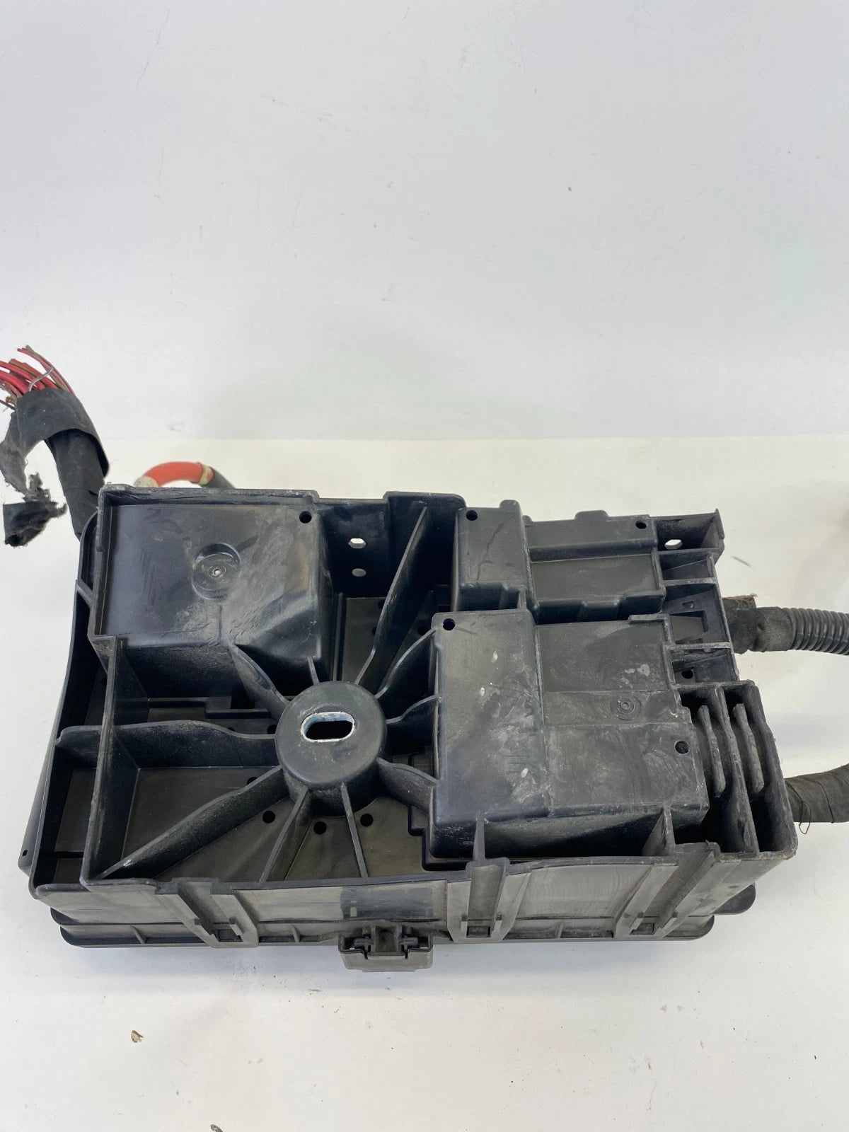 2011-2014 Chevrolet Cruze 1.4L Engine Fuse Box Relay Block Junction 95216200 OEM