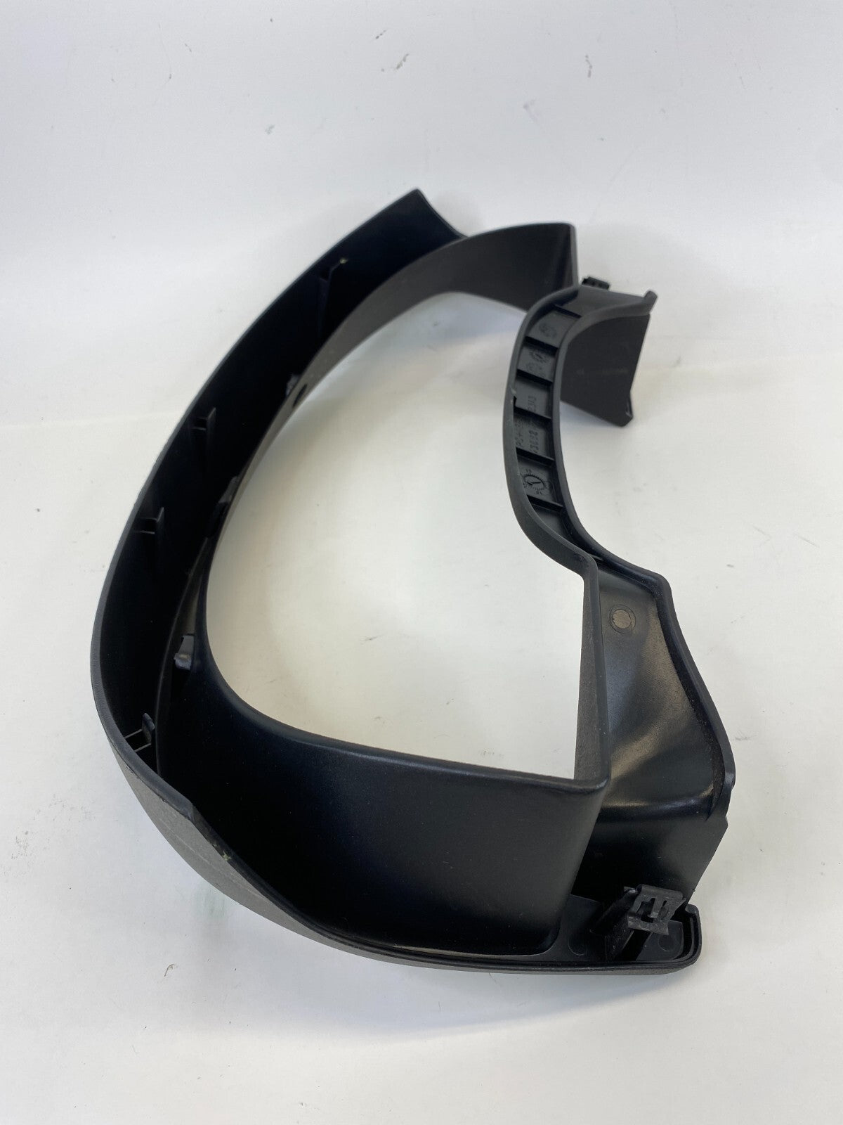 2002-2005 Saturn Vue Dash Speedometer Cluster Trim Bezel Cover 10356212 OEM