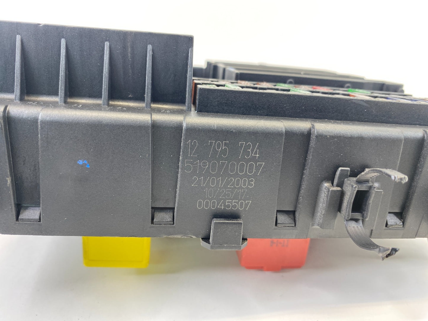 2003-2006 Saab 9-3 2.0T SEDAN Rear Trunk Fuse Relay Junction Box 12795734 OEM