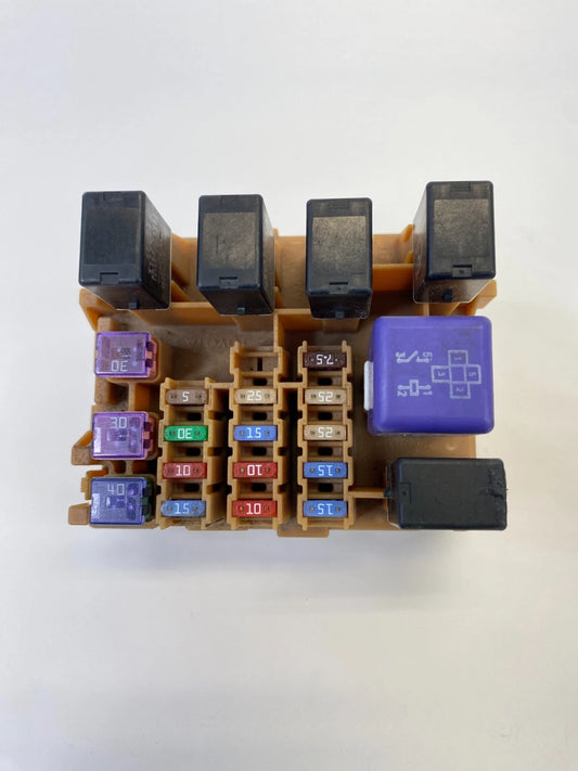 2002 -2004 TOYOTA AVALON 3.0L V6 ENGINE FUSE BOX RELAY JUNCTION BLOCK OEM
