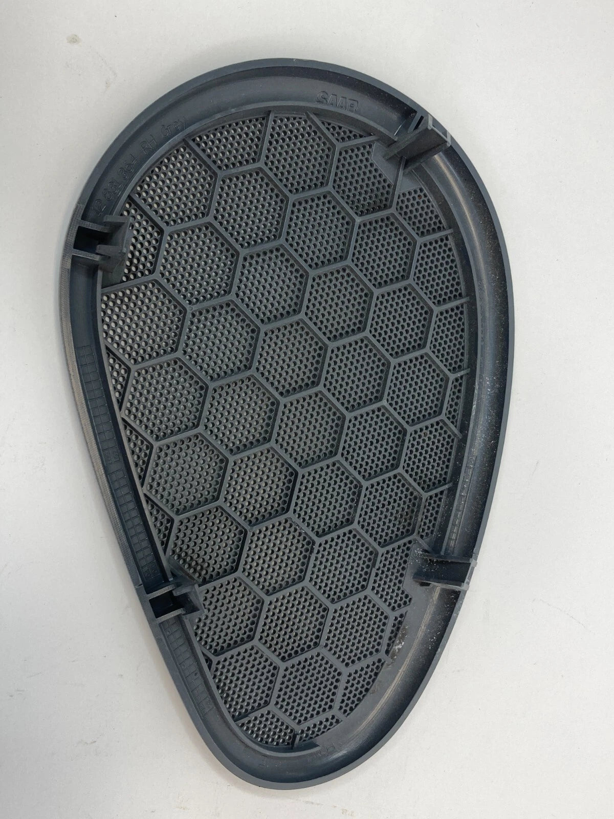 04-11 SAAB 9-3 CONVERTIBLE REAR RIGHT QUARTER PANEL SPEAKER GRILLE TRIM 12830788