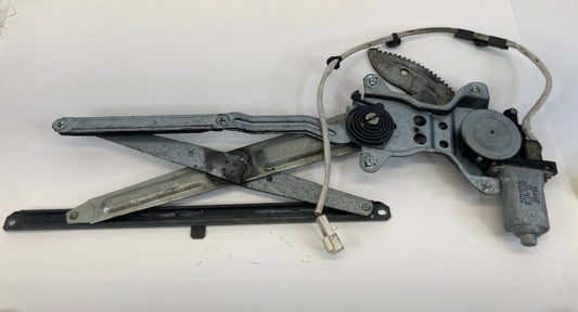 1996-2002 TOYOTA 4RUNNER FRONT RIGHT SIDE DOOR POWER WINDOW MOTOR W/ REGULATOR