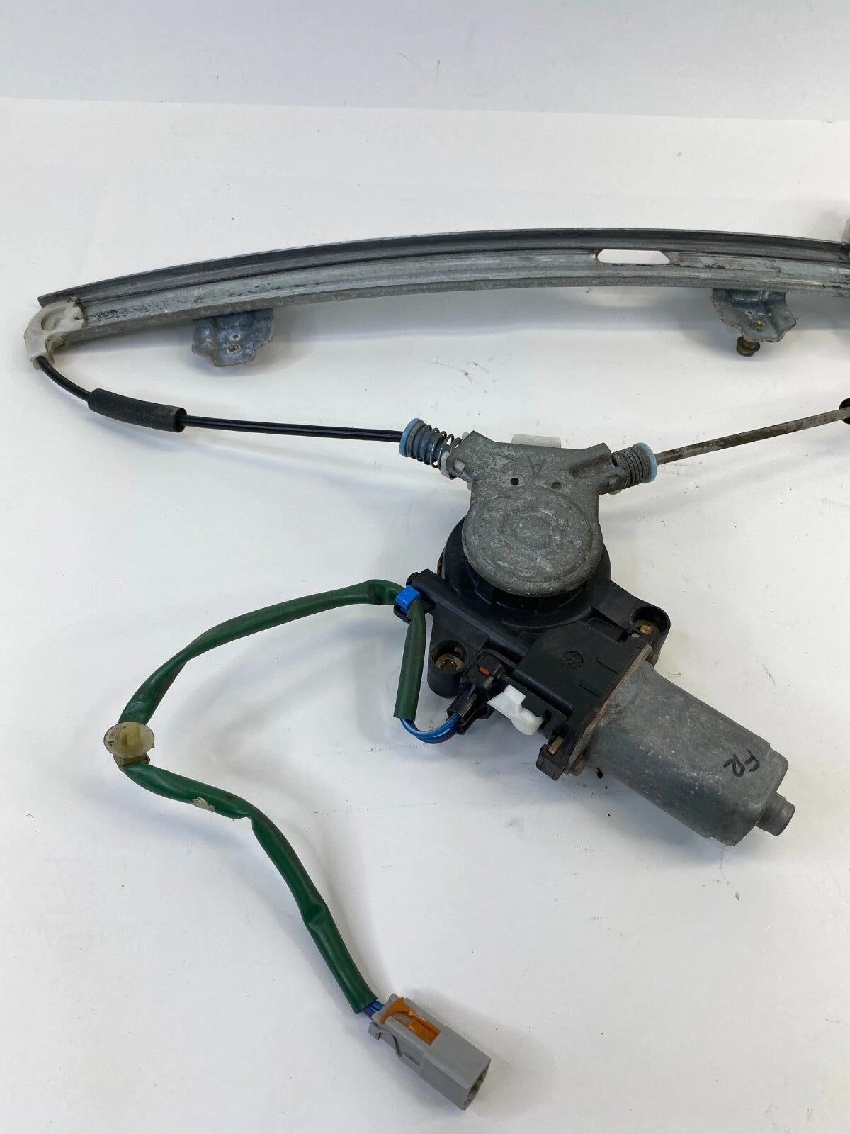 1996-2000 HONDA CIVIC SEDAN FRONT RIGHT SIDE DOOR WINDOW MOTOR W/ REGULATOR OEM