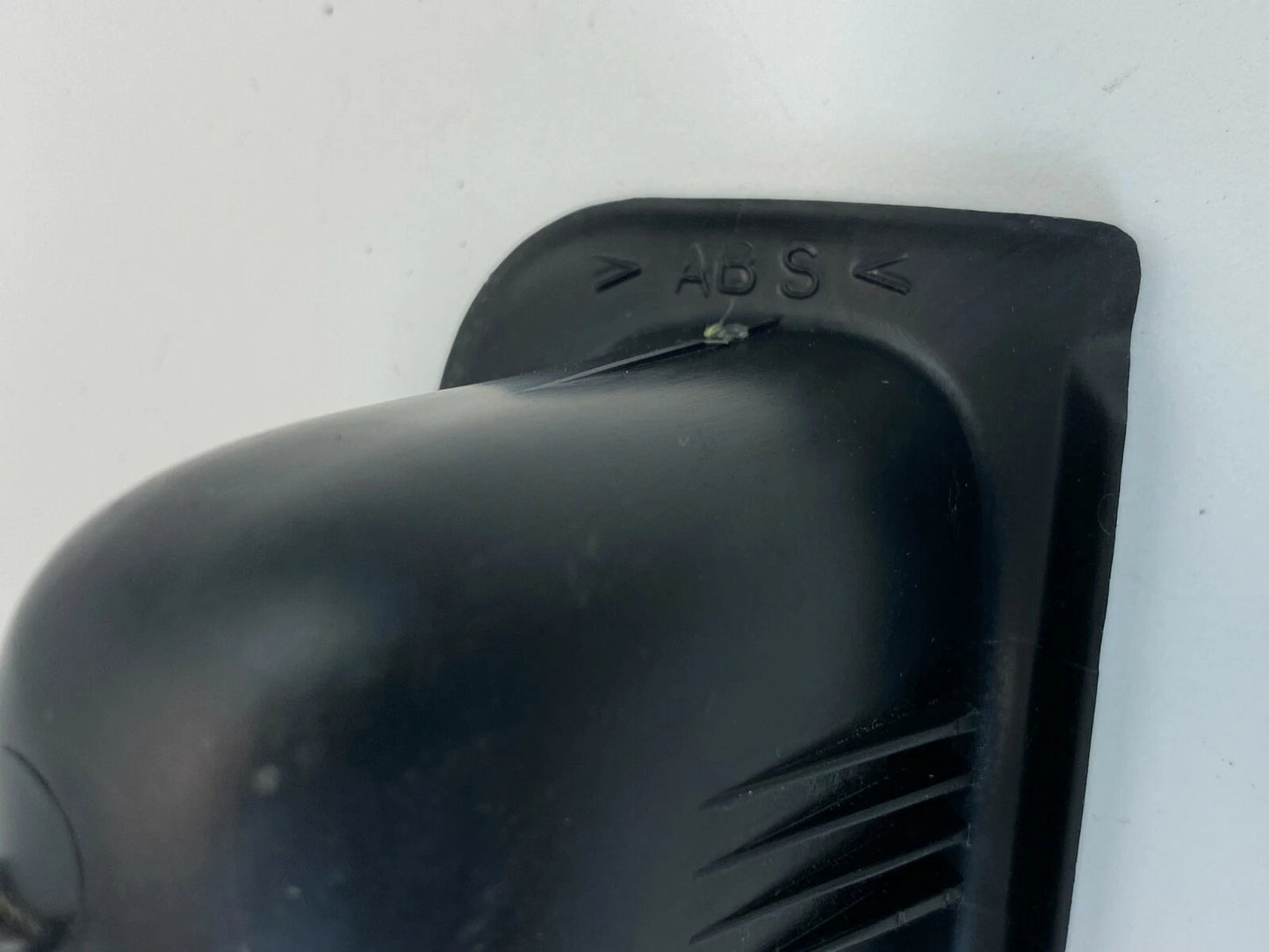2003 2004 ISUZU ASCENDER REAR TRUNK LIFTGATE LID PULL EXTERIOR HANDLE OEM