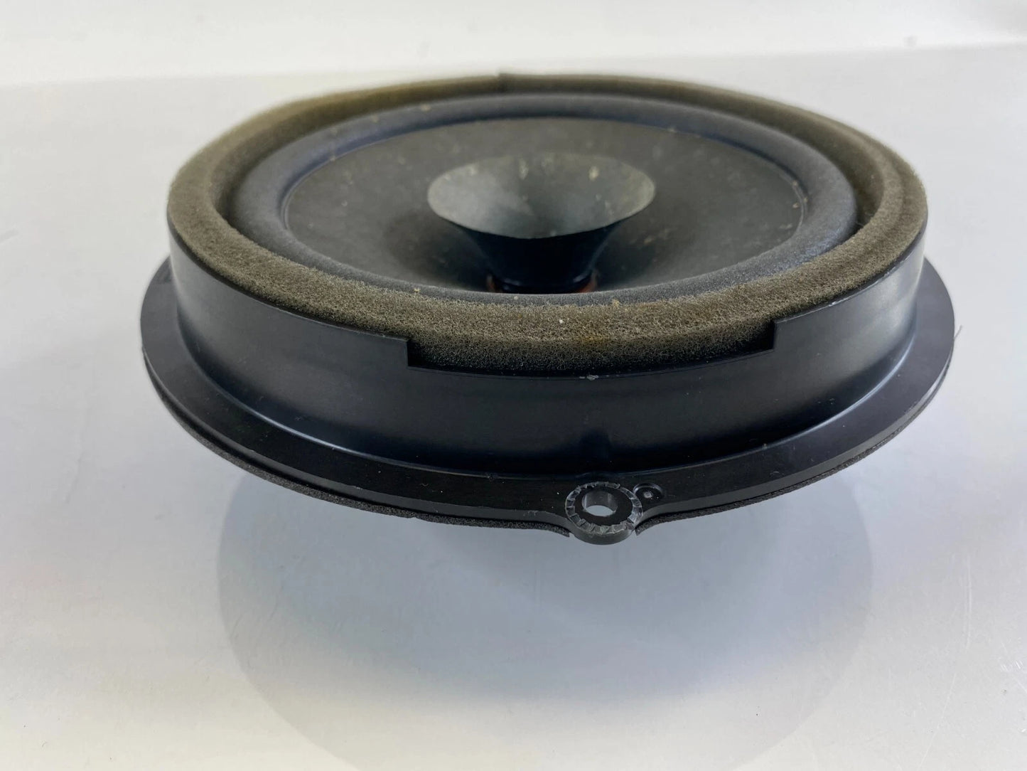 2012-2018 FORD FOCUS REAR RIGHT PASSENGER SIDE DOOR SOUND SYSTEM SPEAKER ASSY
