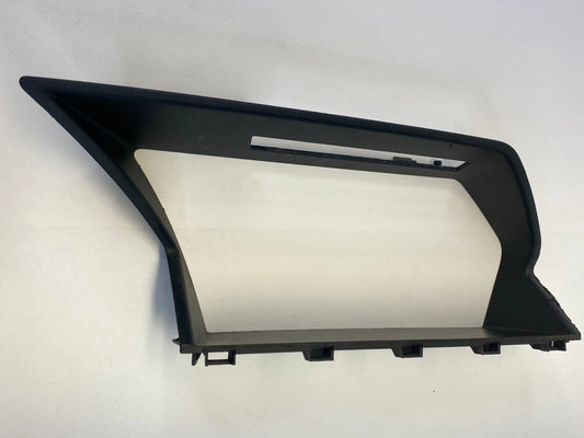 2010-2012 MERCEDES GLK350 GLK300 CENTER NAVIGATION SCREEN TRIM BEZEL A2046801989