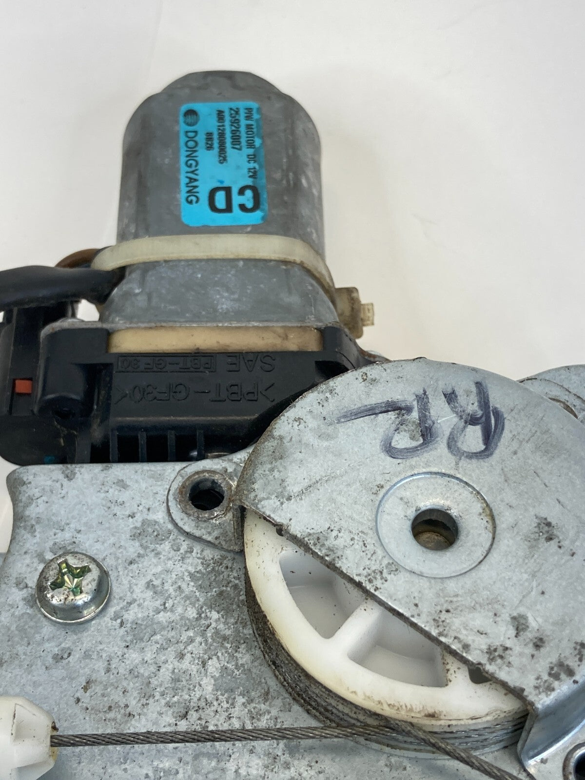 2008-2010 Saturn Vue Rear Right Door Power Window Regulator w/ Motor OEM