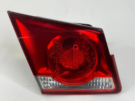 2011-2015 CHEVROLET CRUZE LEFT DRIVER SIDE TRUNK LID TAIL LIGHT INNER LAMP OEM