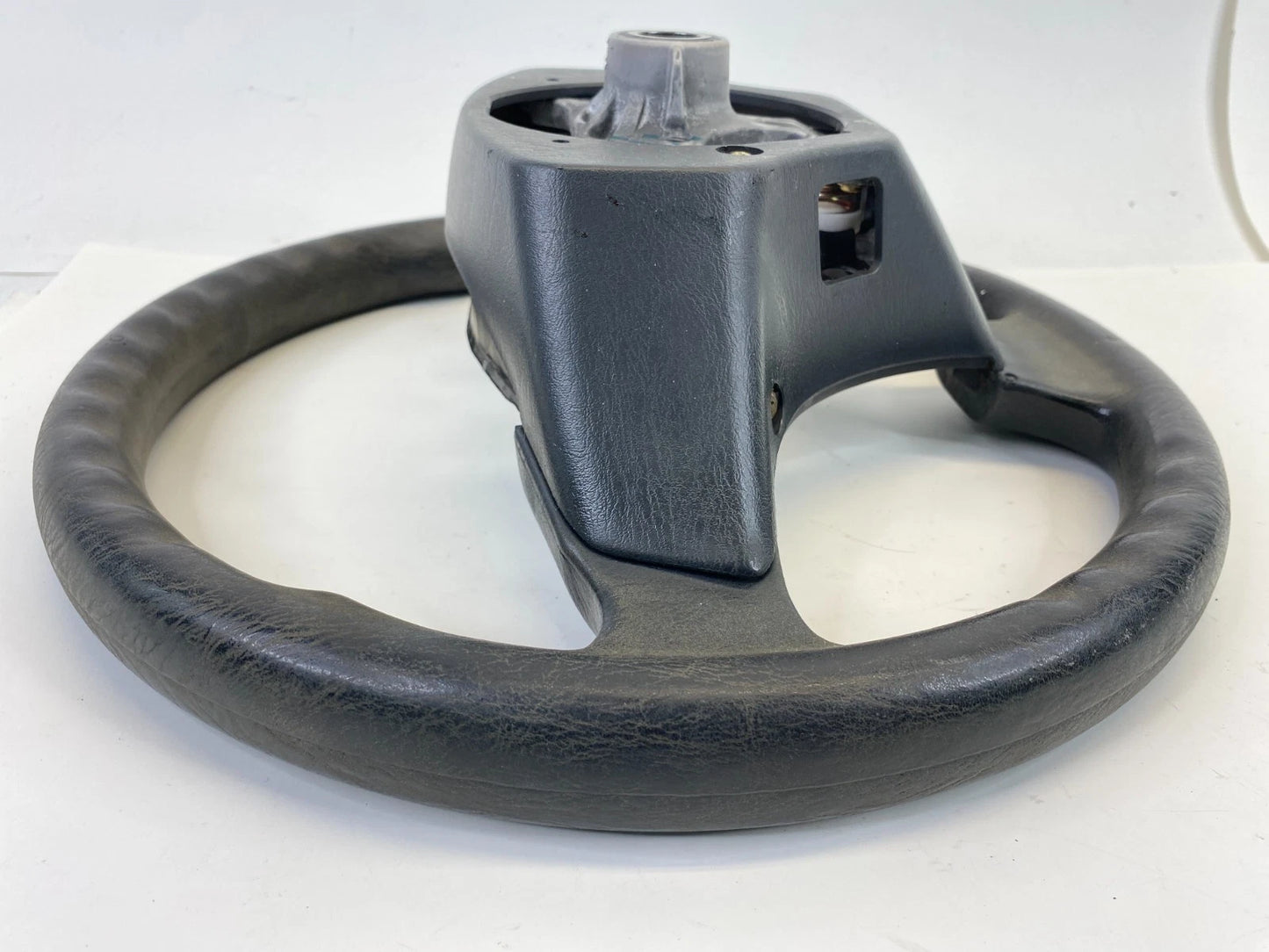 200 2004 2005 2006 2007 2008 Pontiac Vibe Steering Wheel OEM