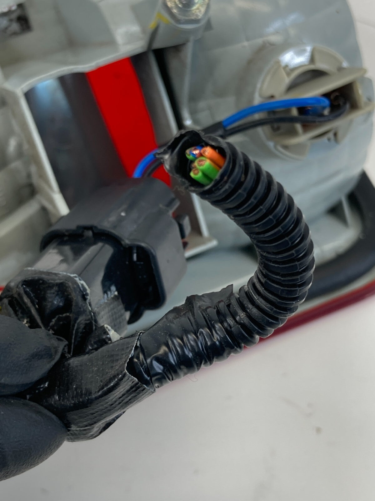 2010-2013 Ford Transit Connect Rear Right Side Taillight Tail Lamp 9T16-13404-BC