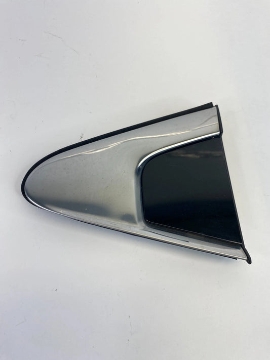 13-19 FORD POLICE INTERCEPTOR SEDAN REAR RIGHT QUARTER PANEL CORNER TRIM MOLDING