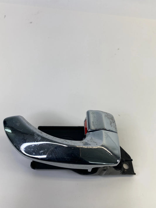 2002-2006 HYUNDAI SANTA FE FRONT RIGHT SIDE INTERIOR DOOR HANDLE ASSEMBLY