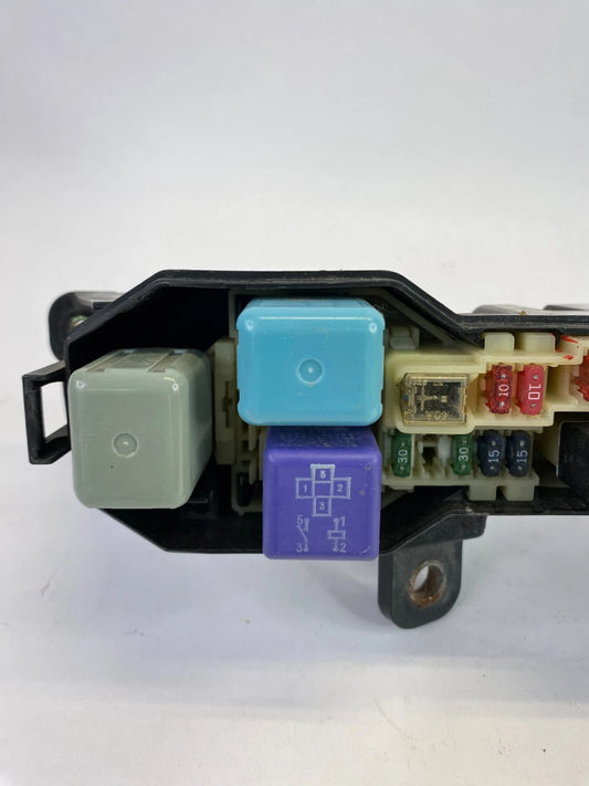 2001-2005 LEXUS GS300 3.0L A/T ENGINE FUSE BOX RELAY JUNCTION BLOCK