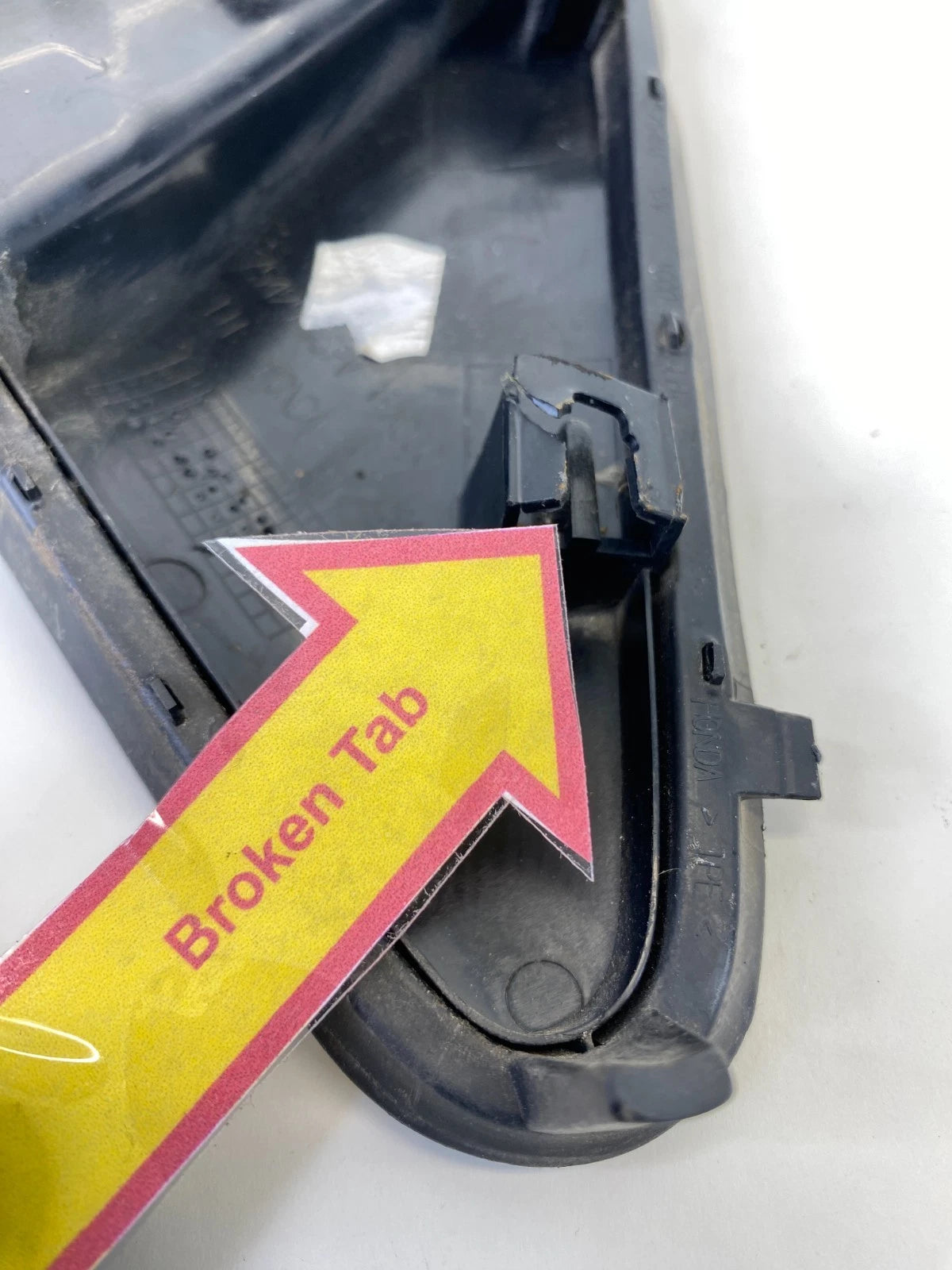 03-08 HONDA PILOT LEFT FRONT EXTERIOR CORNER PILLAR MOLDING COVER 75495-S9V-A000