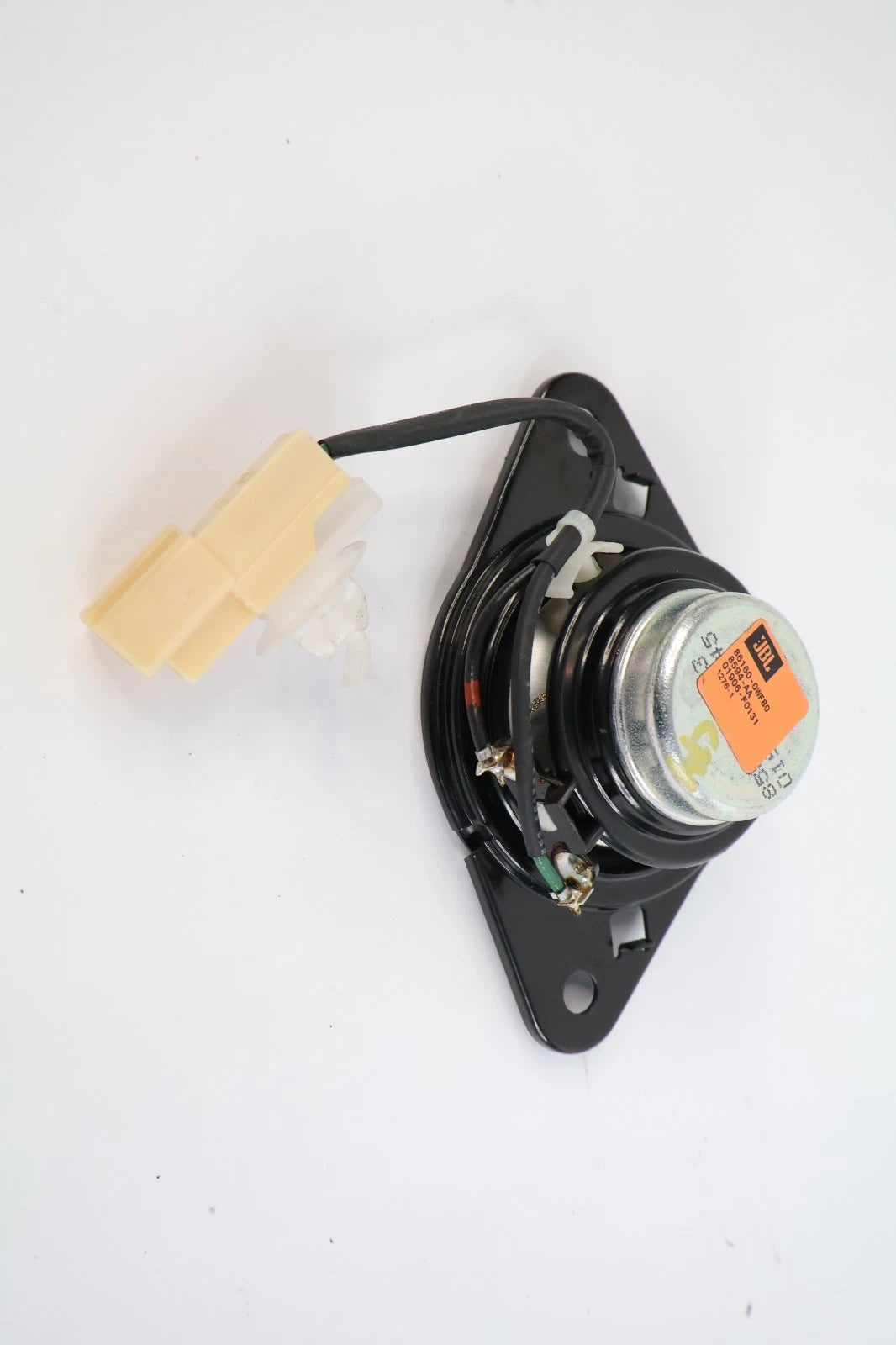 2007-2012 TOYOTA YARIS FRONT INSTRUMENT PANEL AUDIO TWEETER SPEAKER 86160-OWNF80