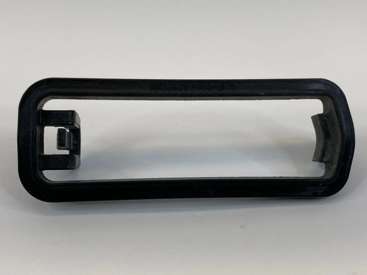 2011-2014 CHEVROLET CRUZE FRONT DOOR HARNESS WIRING COVER CAP TRIM 96852428 OEM