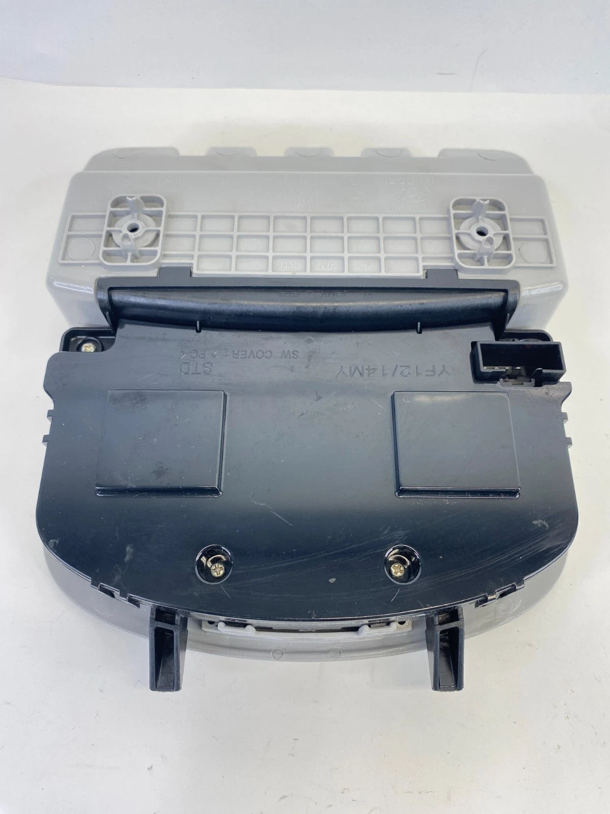 2011-2015 Hyundai Sonata Overhead Console Dome Map Light Lamp Assembly OEM